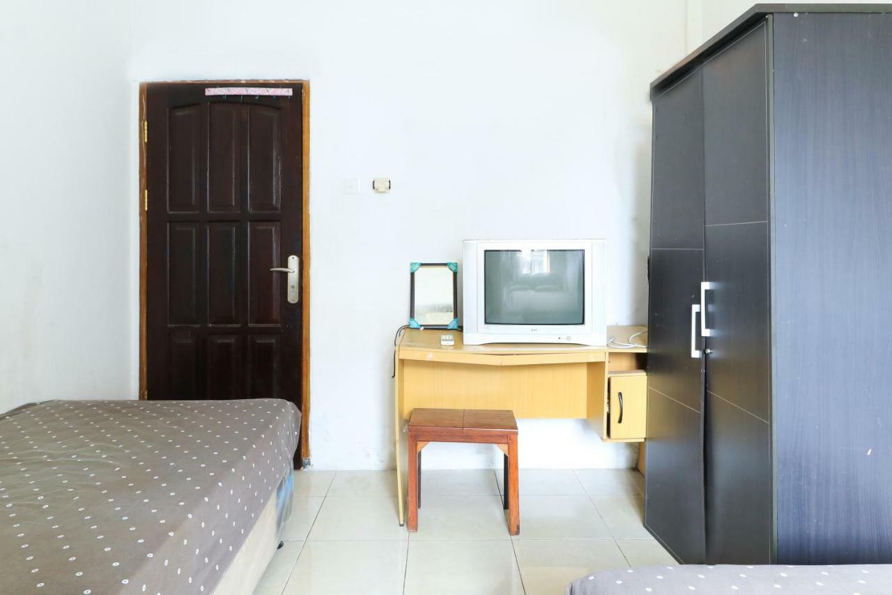 Sentosa76 Guest House Balikpapan  Exterior photo